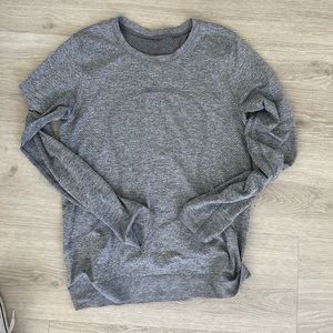 gray lululemon swiftly tech long sleeve top